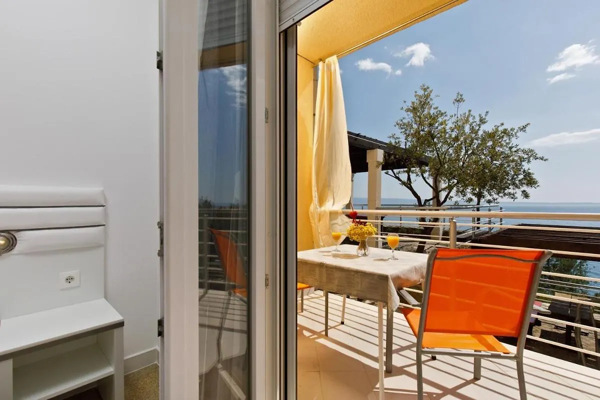 Ark Beach Apartments Σπλιτ