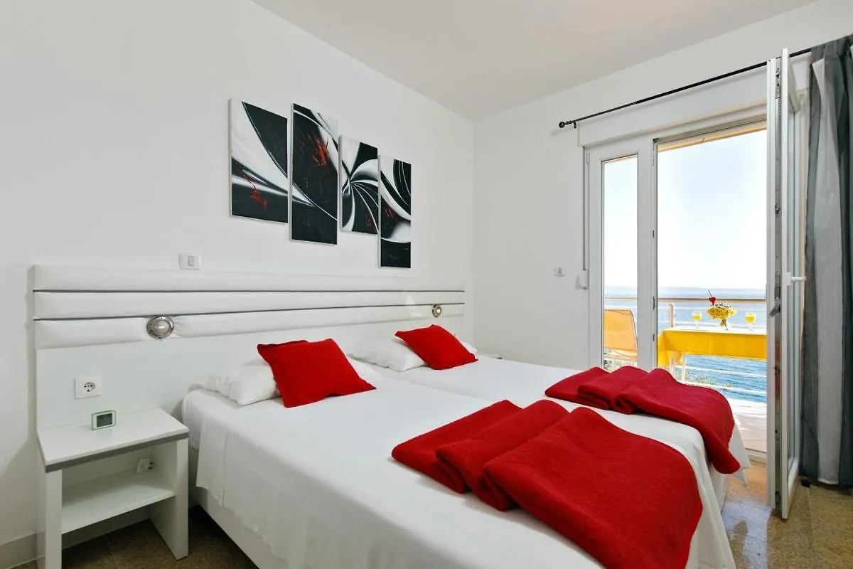 Ark Beach Apartments Σπλιτ