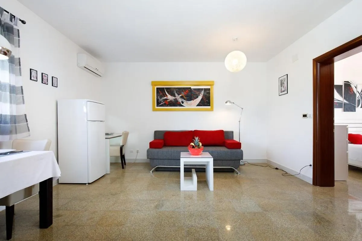 Ark Beach Apartments Σπλιτ 0*,