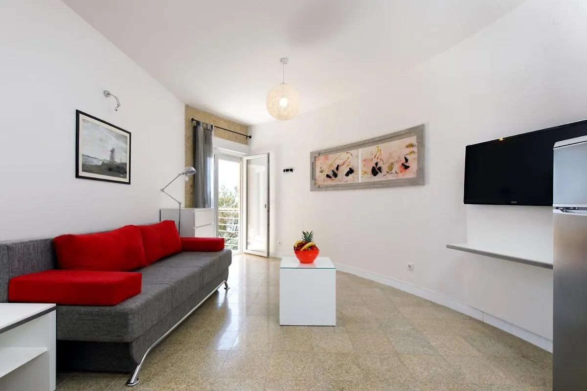 Ark Beach Apartments سبليت
