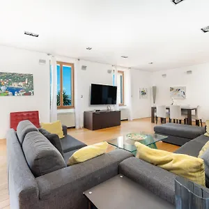 Imperial Apartment