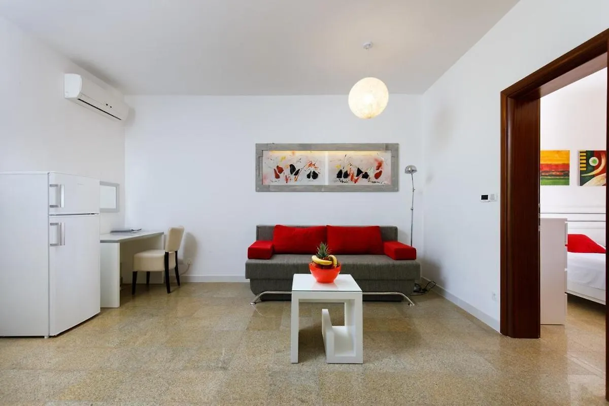 Ark Beach Apartments Split