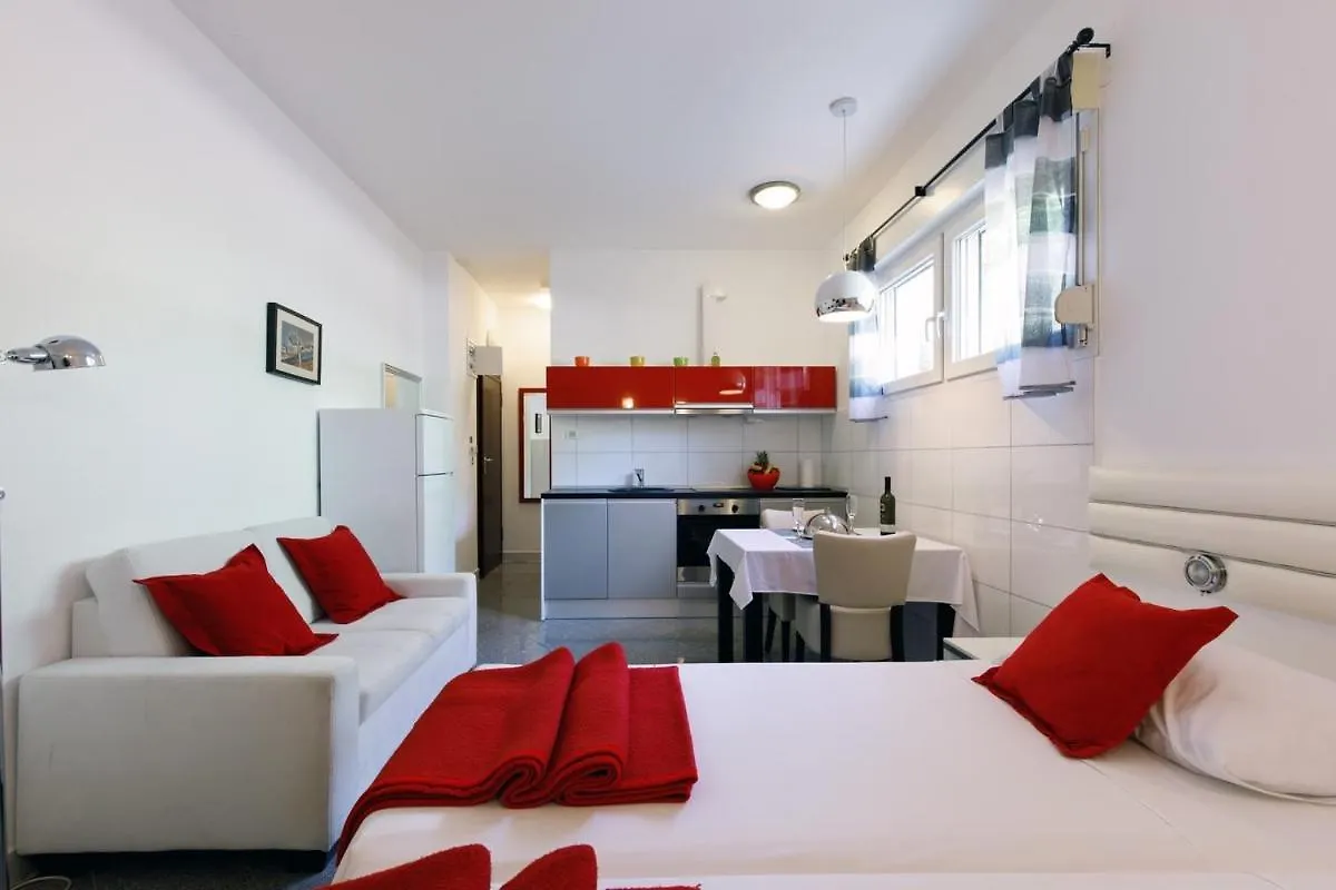 Ark Beach Apartments Split