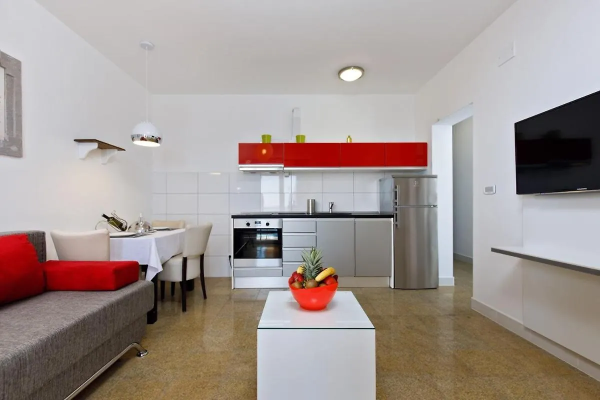 Ark Beach Apartments Split