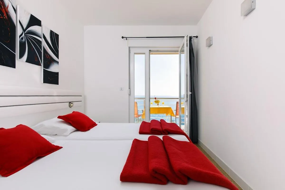 Ark Beach Apartments Split