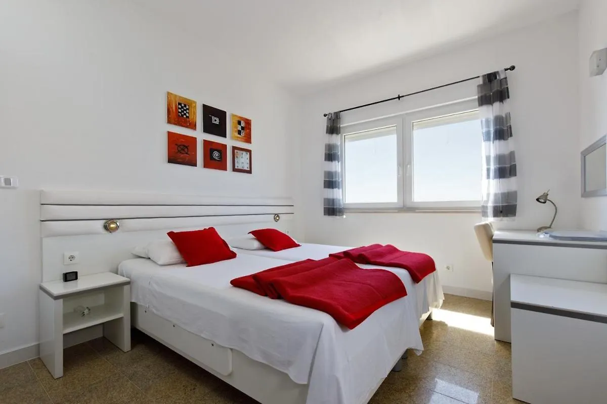 Ark Beach Apartments Split
