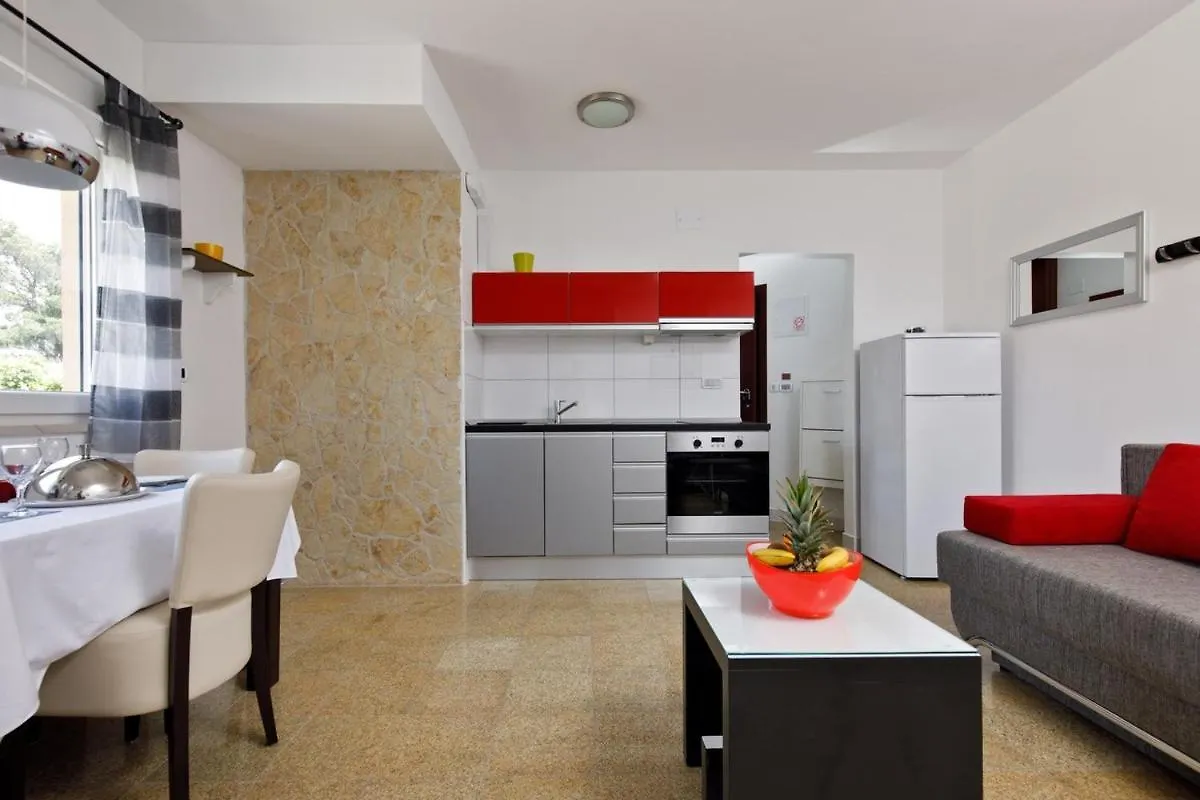 Ark Beach Apartments Split