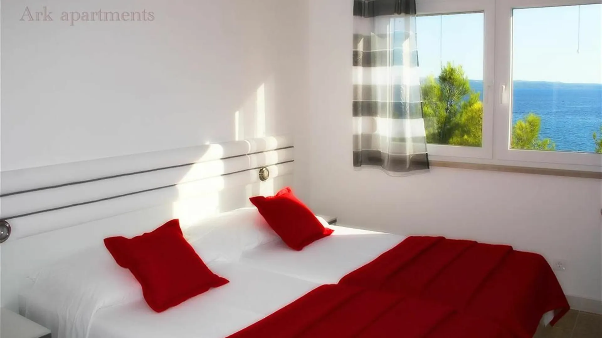 Ark Beach Apartments Split